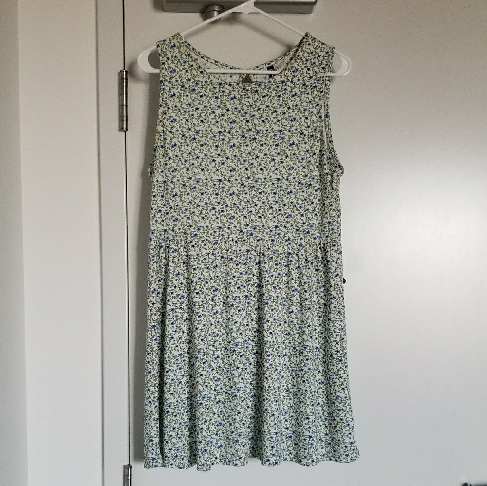 H&M Divided Flowered Babydoll Dress